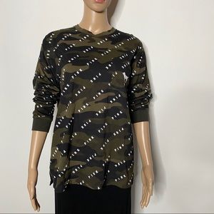 VS PINK long sleeve tee